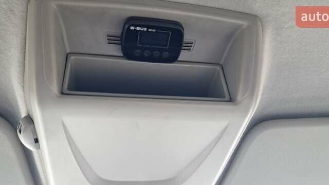 Чорний Форд Транзит Кастом, об'ємом двигуна 2.2 л та пробігом 317 тис. км за 11700 $, фото 9 на Automoto.ua