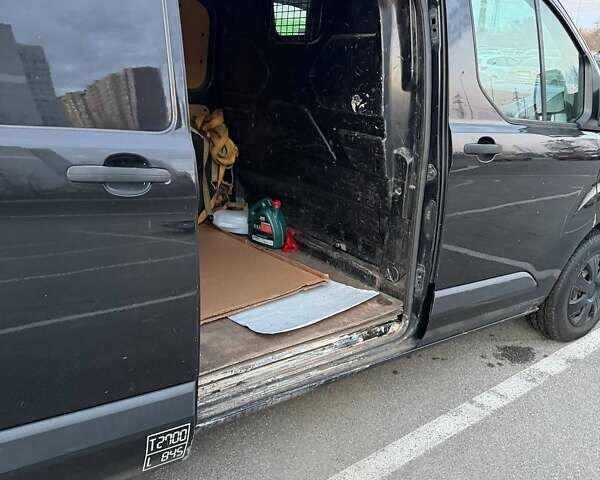 Черный Форд Транзит Кастом, объемом двигателя 2.2 л и пробегом 433 тыс. км за 9000 $, фото 18 на Automoto.ua