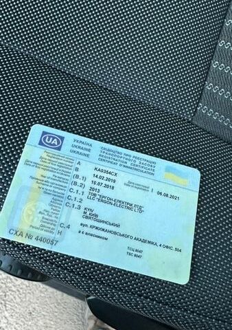 Черный Форд Транзит Кастом, объемом двигателя 2.2 л и пробегом 227 тыс. км за 10700 $, фото 21 на Automoto.ua