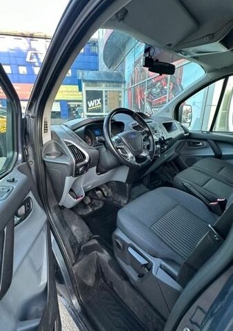 Черный Форд Транзит Кастом, объемом двигателя 2.2 л и пробегом 227 тыс. км за 10700 $, фото 9 на Automoto.ua