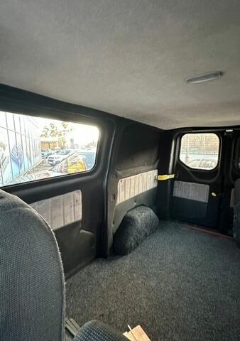 Черный Форд Транзит Кастом, объемом двигателя 2.2 л и пробегом 227 тыс. км за 10700 $, фото 15 на Automoto.ua