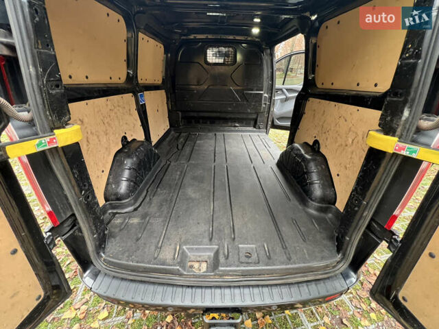 Черный Форд Транзит Кастом, объемом двигателя 2.2 л и пробегом 261 тыс. км за 9990 $, фото 20 на Automoto.ua