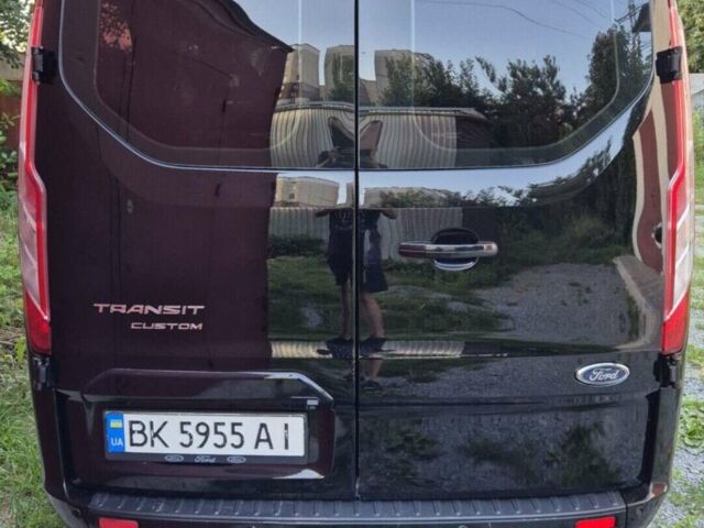 Чорний Форд Транзит Кастом, об'ємом двигуна 2 л та пробігом 225 тис. км за 19000 $, фото 9 на Automoto.ua