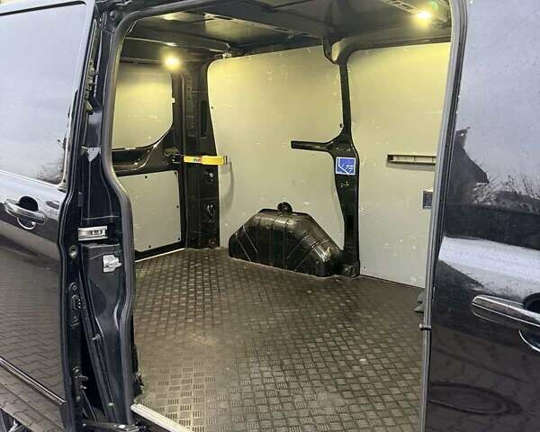 Черный Форд Транзит Кастом, объемом двигателя 2 л и пробегом 253 тыс. км за 18800 $, фото 11 на Automoto.ua