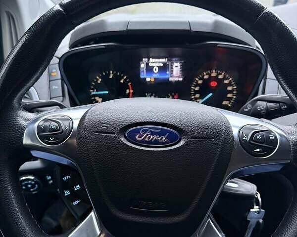 Черный Форд Транзит Кастом, объемом двигателя 2 л и пробегом 253 тыс. км за 18800 $, фото 15 на Automoto.ua