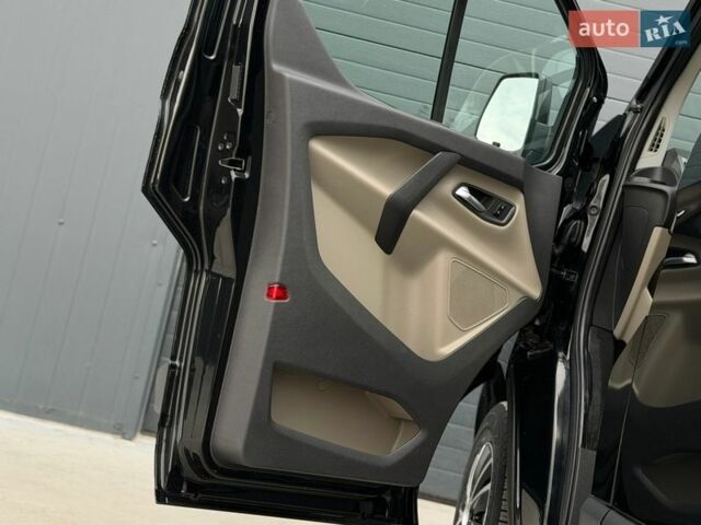 Черный Форд Транзит Кастом, объемом двигателя 2 л и пробегом 238 тыс. км за 16999 $, фото 32 на Automoto.ua