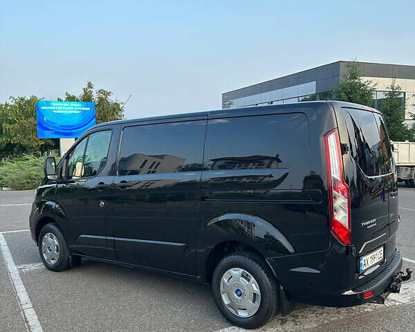 Чорний Форд Транзит Кастом, об'ємом двигуна 2 л та пробігом 140 тис. км за 16200 $, фото 2 на Automoto.ua