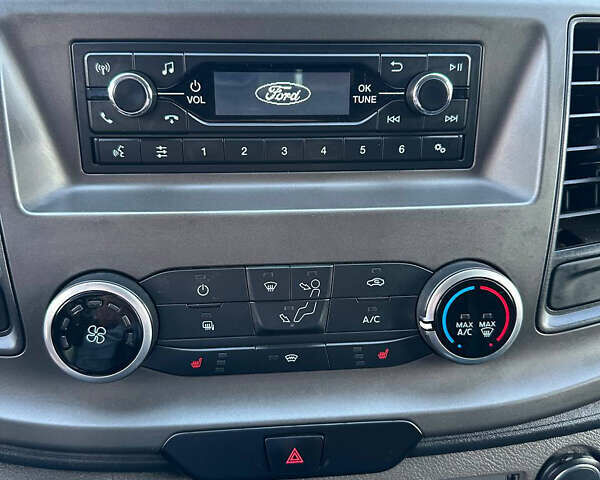 Чорний Форд Транзит Кастом, об'ємом двигуна 2 л та пробігом 140 тис. км за 16200 $, фото 19 на Automoto.ua