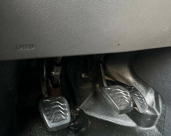 Чорний Форд Транзит Кастом, об'ємом двигуна 2 л та пробігом 140 тис. км за 16200 $, фото 30 на Automoto.ua