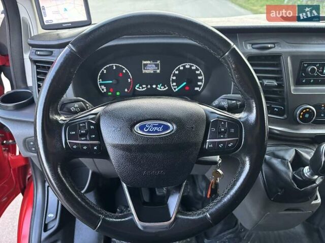 Чорний Форд Транзит Кастом, об'ємом двигуна 2 л та пробігом 100 тис. км за 16300 $, фото 13 на Automoto.ua