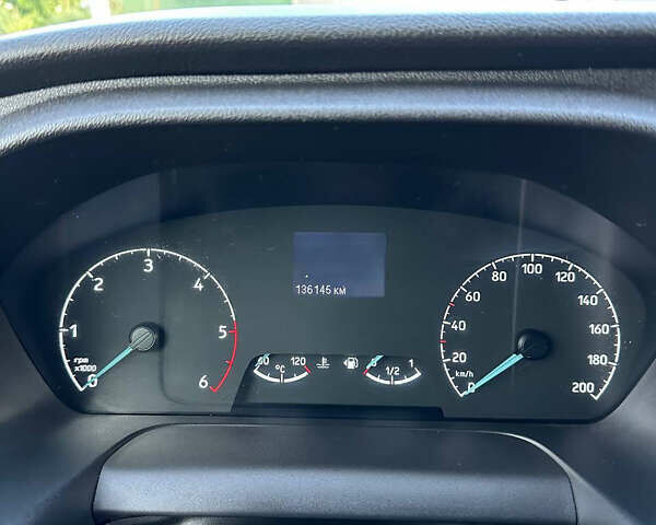 Чорний Форд Транзит Кастом, об'ємом двигуна 2 л та пробігом 140 тис. км за 16200 $, фото 1 на Automoto.ua