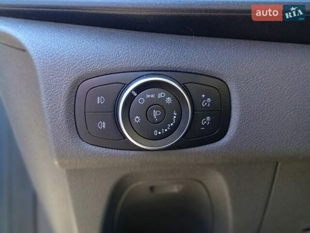 Чорний Форд Транзит Кастом, об'ємом двигуна 2 л та пробігом 412 тис. км за 12950 $, фото 2 на Automoto.ua