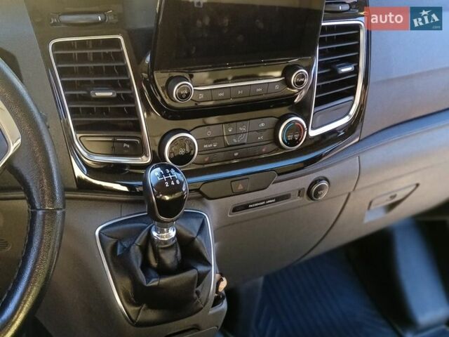 Чорний Форд Транзит Кастом, об'ємом двигуна 2 л та пробігом 412 тис. км за 12950 $, фото 12 на Automoto.ua