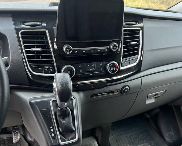 Черный Форд Транзит Кастом, объемом двигателя 2 л и пробегом 173 тыс. км за 20500 $, фото 21 на Automoto.ua