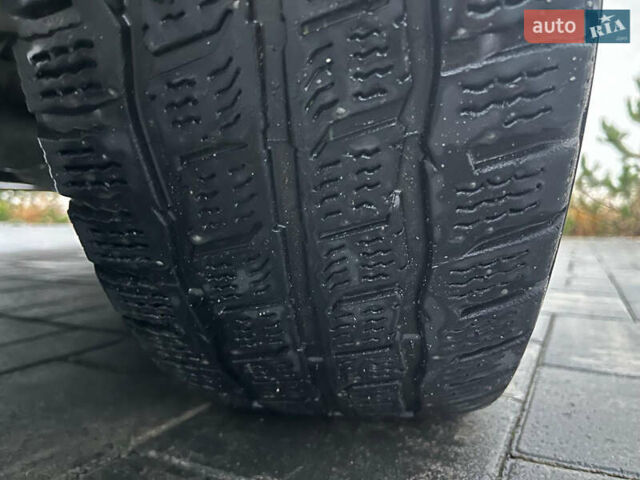 Чорний Форд Транзит Кастом, об'ємом двигуна 2 л та пробігом 146 тис. км за 20500 $, фото 18 на Automoto.ua