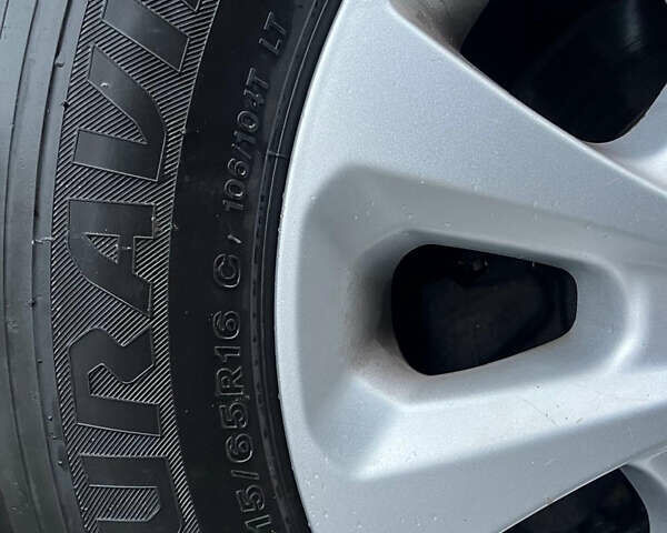 Чорний Форд Транзит Кастом, об'ємом двигуна 2 л та пробігом 146 тис. км за 20500 $, фото 16 на Automoto.ua