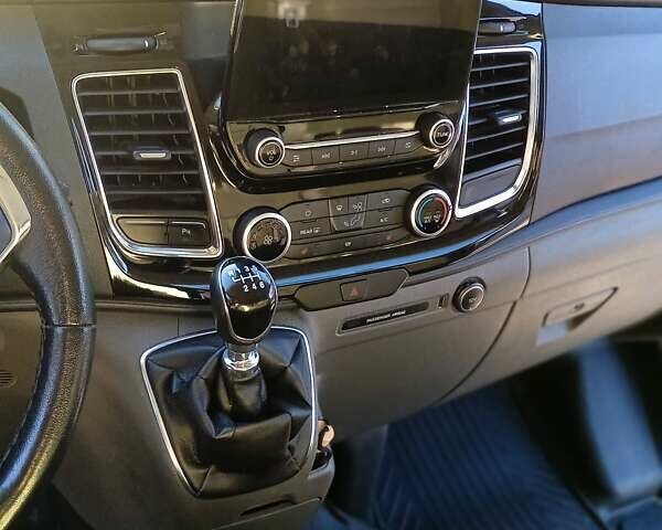 Черный Форд Транзит Кастом, объемом двигателя 2 л и пробегом 412 тыс. км за 13300 $, фото 10 на Automoto.ua