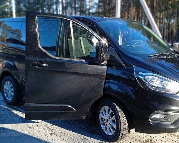 Черный Форд Транзит Кастом, объемом двигателя 2 л и пробегом 412 тыс. км за 13300 $, фото 2 на Automoto.ua