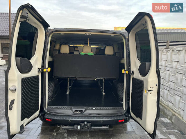 Чорний Форд Транзит Кастом, об'ємом двигуна 2.2 л та пробігом 275 тис. км за 18500 $, фото 7 на Automoto.ua