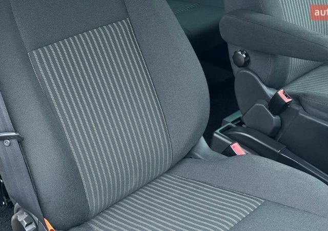 Черный Форд Транзит Кастом, объемом двигателя 2.2 л и пробегом 222 тыс. км за 16499 $, фото 97 на Automoto.ua