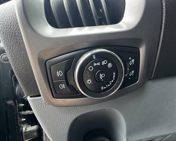 Чорний Форд Транзит Кастом, об'ємом двигуна 2.2 л та пробігом 206 тис. км за 17200 $, фото 15 на Automoto.ua