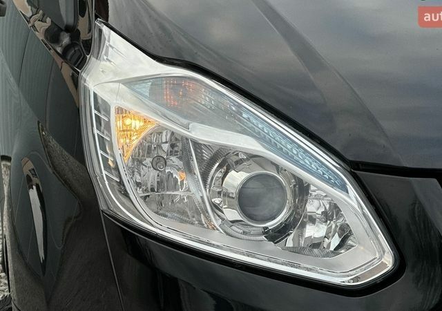 Черный Форд Транзит Кастом, объемом двигателя 2.2 л и пробегом 222 тыс. км за 16499 $, фото 18 на Automoto.ua