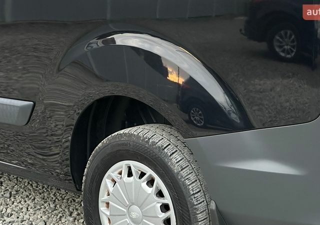 Черный Форд Транзит Кастом, объемом двигателя 2.2 л и пробегом 222 тыс. км за 16499 $, фото 55 на Automoto.ua