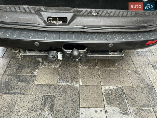 Чорний Форд Транзит Кастом, об'ємом двигуна 2.2 л та пробігом 275 тис. км за 18500 $, фото 8 на Automoto.ua