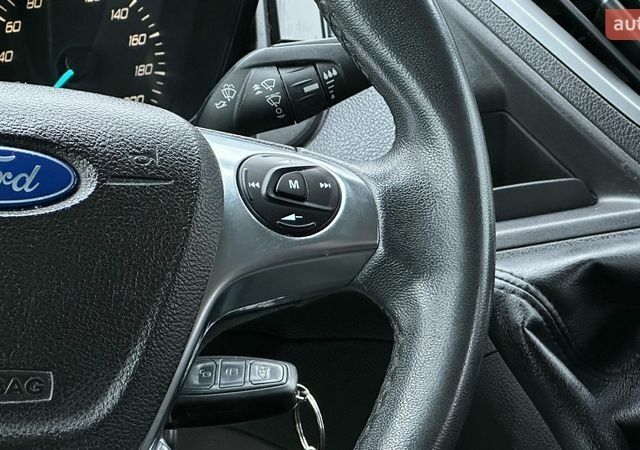 Черный Форд Транзит Кастом, объемом двигателя 2.2 л и пробегом 222 тыс. км за 16499 $, фото 78 на Automoto.ua