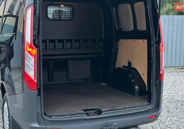 Черный Форд Транзит Кастом, объемом двигателя 2.2 л и пробегом 222 тыс. км за 16499 $, фото 106 на Automoto.ua