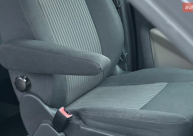 Черный Форд Транзит Кастом, объемом двигателя 2.2 л и пробегом 222 тыс. км за 16499 $, фото 98 на Automoto.ua