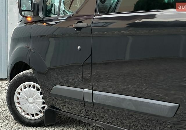 Черный Форд Транзит Кастом, объемом двигателя 2.2 л и пробегом 222 тыс. км за 16499 $, фото 59 на Automoto.ua