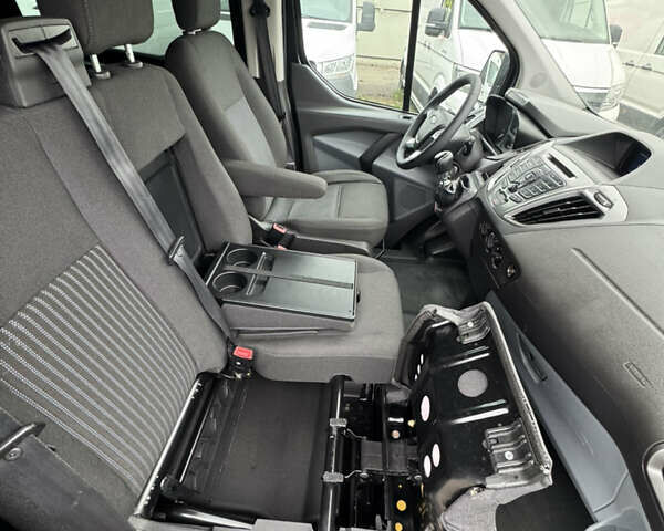 Чорний Форд Транзит Кастом, об'ємом двигуна 2.2 л та пробігом 206 тис. км за 17200 $, фото 28 на Automoto.ua