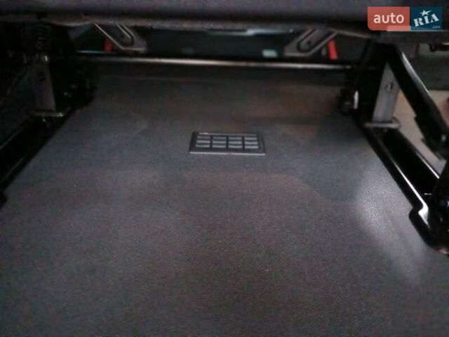 Черный Форд Транзит Кастом, объемом двигателя 2.2 л и пробегом 217 тыс. км за 16999 $, фото 15 на Automoto.ua