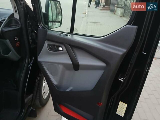 Черный Форд Транзит Кастом, объемом двигателя 2.2 л и пробегом 217 тыс. км за 16999 $, фото 26 на Automoto.ua