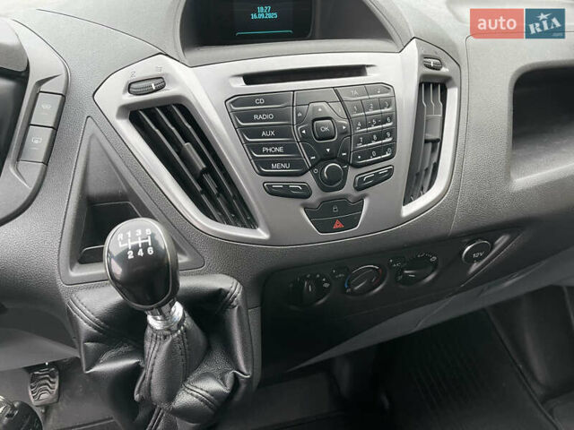 Чорний Форд Транзит Кастом, об'ємом двигуна 2.2 л та пробігом 294 тис. км за 10900 $, фото 19 на Automoto.ua