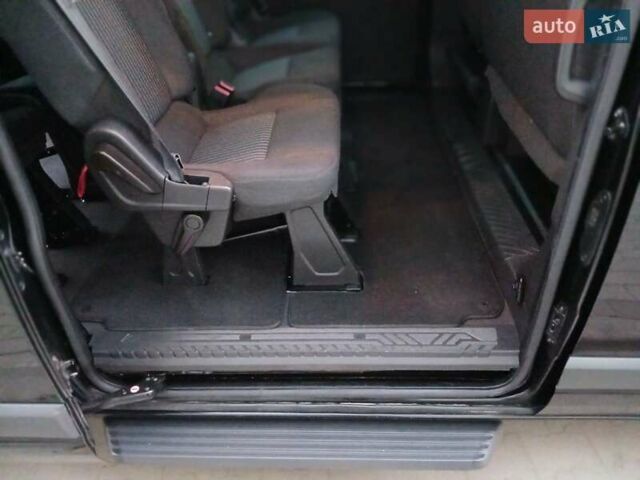 Черный Форд Транзит Кастом, объемом двигателя 2.2 л и пробегом 217 тыс. км за 16999 $, фото 5 на Automoto.ua