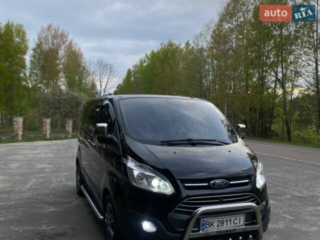 Черный Форд Транзит Кастом, объемом двигателя 2 л и пробегом 230 тыс. км за 13800 $, фото 1 на Automoto.ua