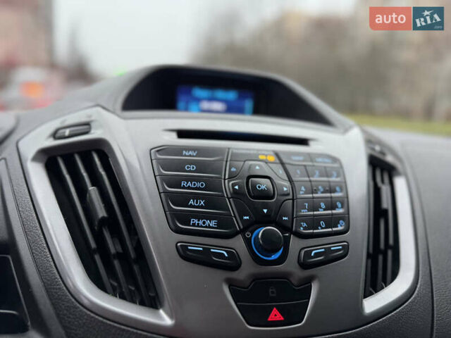 Чорний Форд Транзит Кастом, об'ємом двигуна 2 л та пробігом 231 тис. км за 25000 $, фото 40 на Automoto.ua