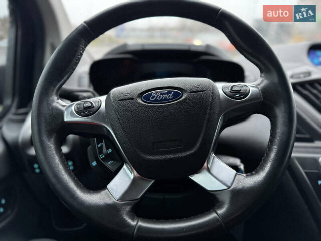 Чорний Форд Транзит Кастом, об'ємом двигуна 2 л та пробігом 231 тис. км за 25000 $, фото 20 на Automoto.ua