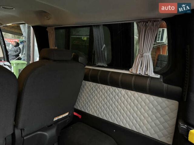 Чорний Форд Транзит Кастом, об'ємом двигуна 2 л та пробігом 231 тис. км за 25000 $, фото 33 на Automoto.ua