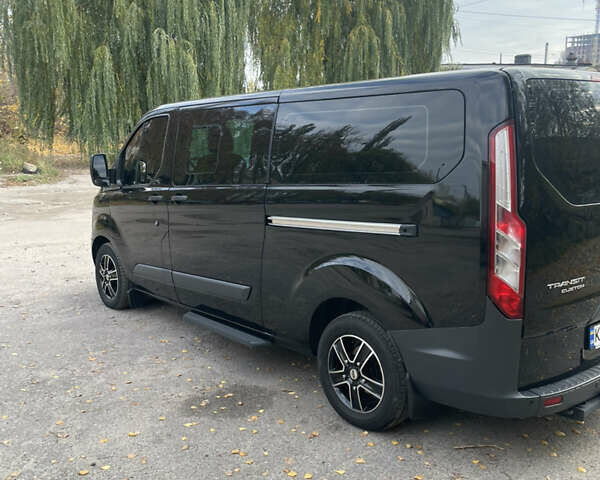 Чорний Форд Транзит Кастом, об'ємом двигуна 2 л та пробігом 250 тис. км за 17500 $, фото 6 на Automoto.ua