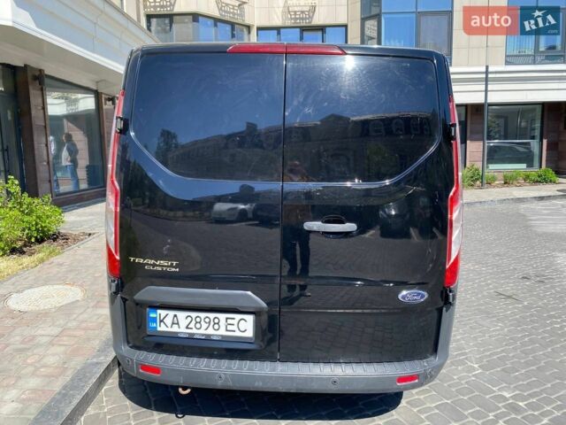 Чорний Форд Транзит Кастом, об'ємом двигуна 2 л та пробігом 181 тис. км за 17300 $, фото 6 на Automoto.ua