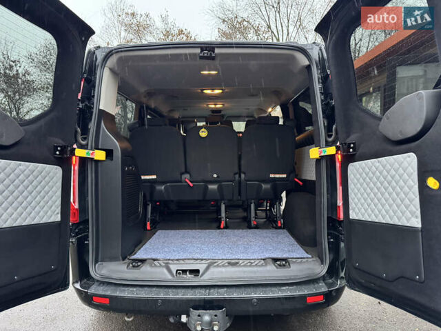 Чорний Форд Транзит Кастом, об'ємом двигуна 2 л та пробігом 231 тис. км за 25000 $, фото 29 на Automoto.ua