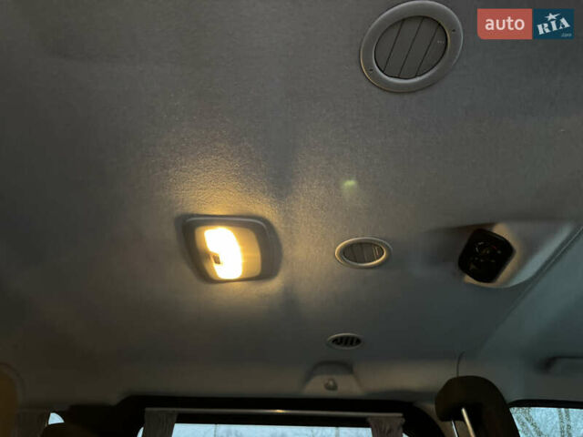 Чорний Форд Транзит Кастом, об'ємом двигуна 2 л та пробігом 231 тис. км за 25000 $, фото 27 на Automoto.ua