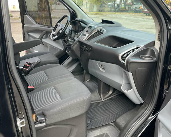 Чорний Форд Транзит Кастом, об'ємом двигуна 2 л та пробігом 250 тис. км за 17500 $, фото 17 на Automoto.ua