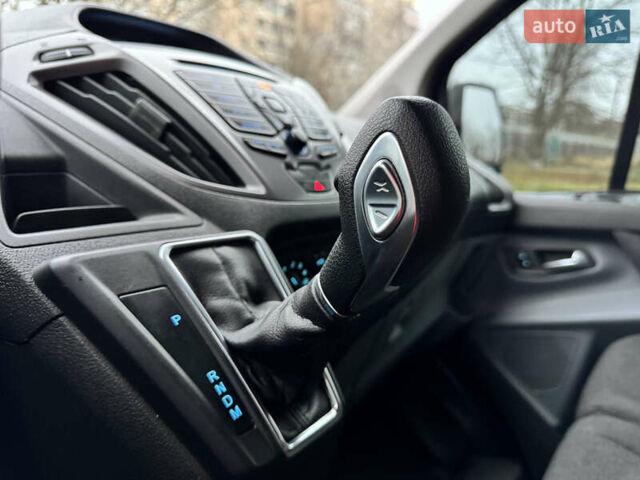 Чорний Форд Транзит Кастом, об'ємом двигуна 2 л та пробігом 231 тис. км за 25000 $, фото 25 на Automoto.ua