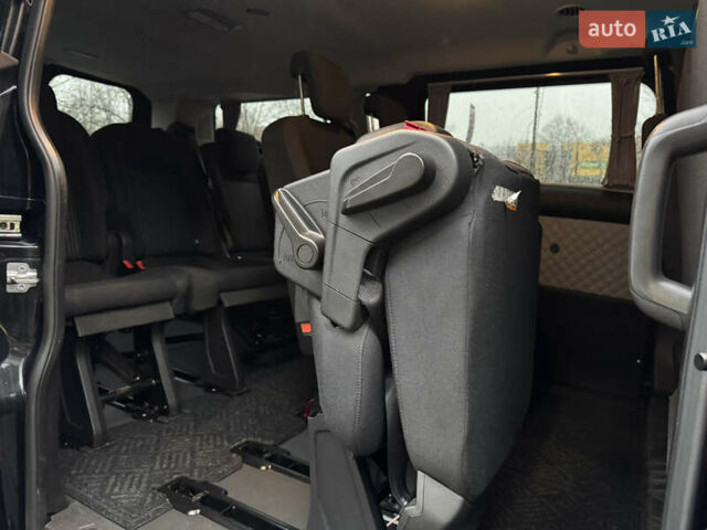 Чорний Форд Транзит Кастом, об'ємом двигуна 2 л та пробігом 231 тис. км за 25000 $, фото 23 на Automoto.ua