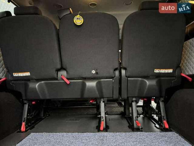 Чорний Форд Транзит Кастом, об'ємом двигуна 2 л та пробігом 231 тис. км за 25000 $, фото 31 на Automoto.ua
