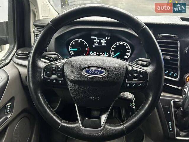 Черный Форд Транзит Кастом, объемом двигателя 2 л и пробегом 191 тыс. км за 28400 $, фото 12 на Automoto.ua